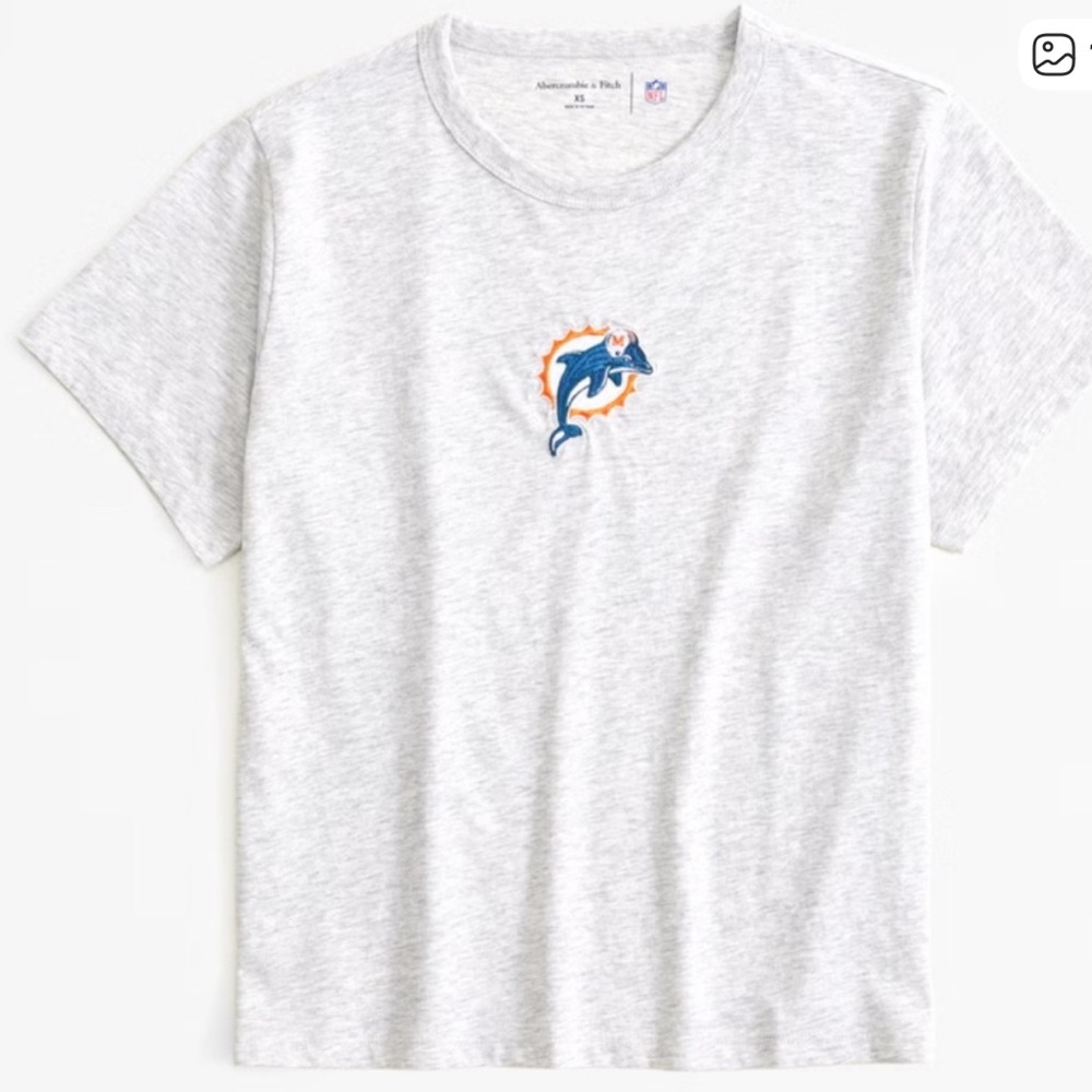 Abercrombie & Fitch Light Gray Tee with Miami Dolphins Logo